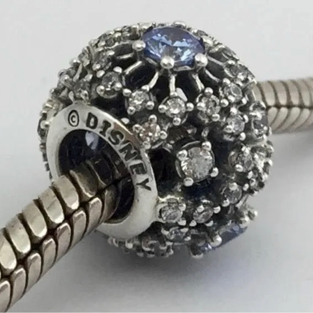 Pandora Disney Cinderella Wish Charm Snowflake S925ALE Blue/Clear CZ 791592CFL